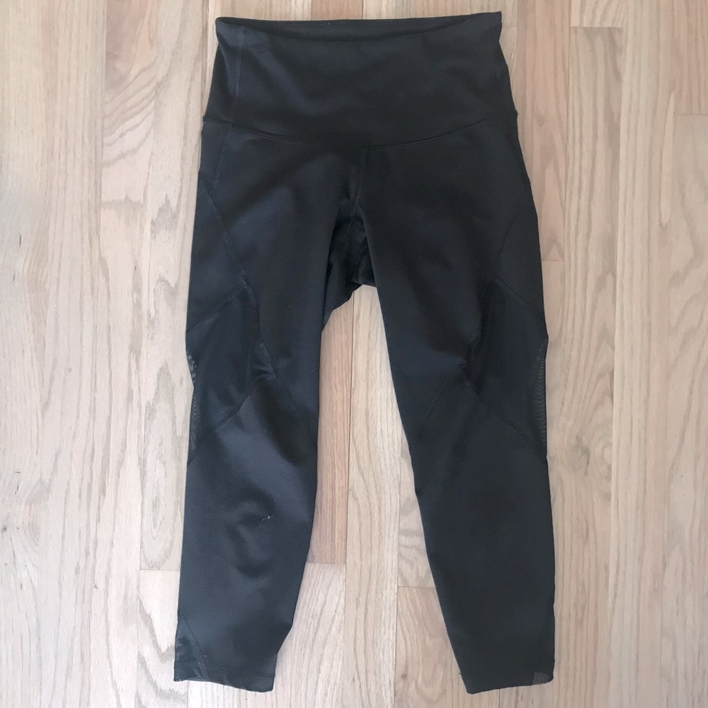 Athletic wear Capri pants